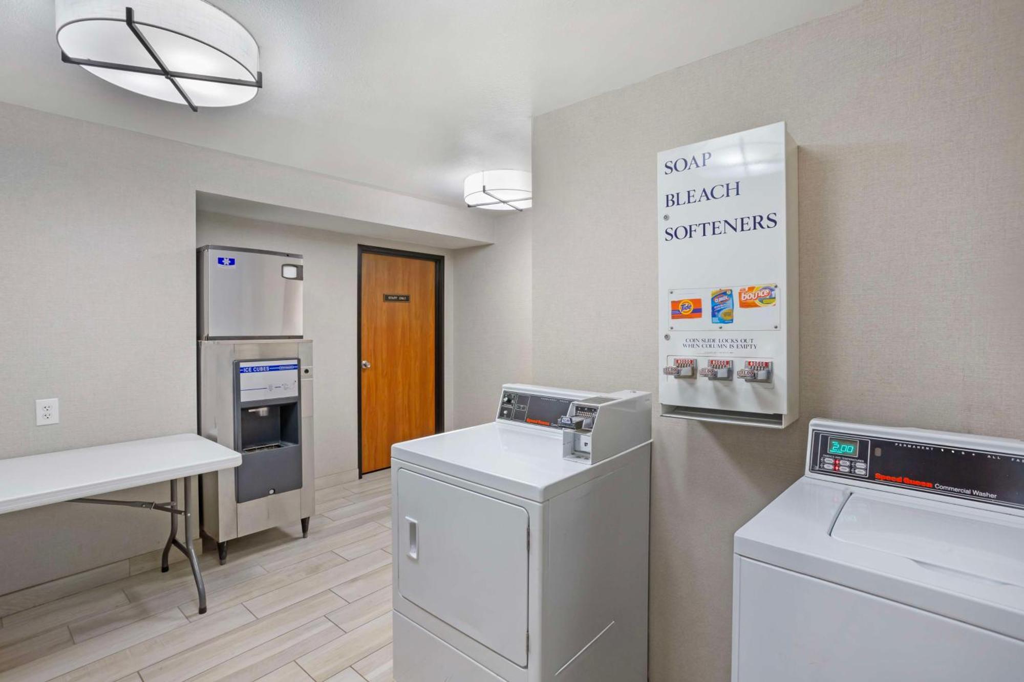 Best Western Holiday Hills Coalville Kültér fotó